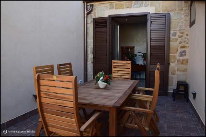 B&B Caravella Mezzojuso Bagian luar foto