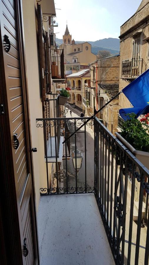 B&B Caravella Mezzojuso Bagian luar foto
